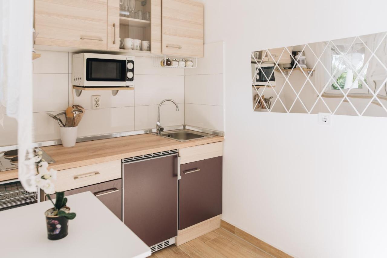 Apartmani Marina Poreč Buitenkant foto