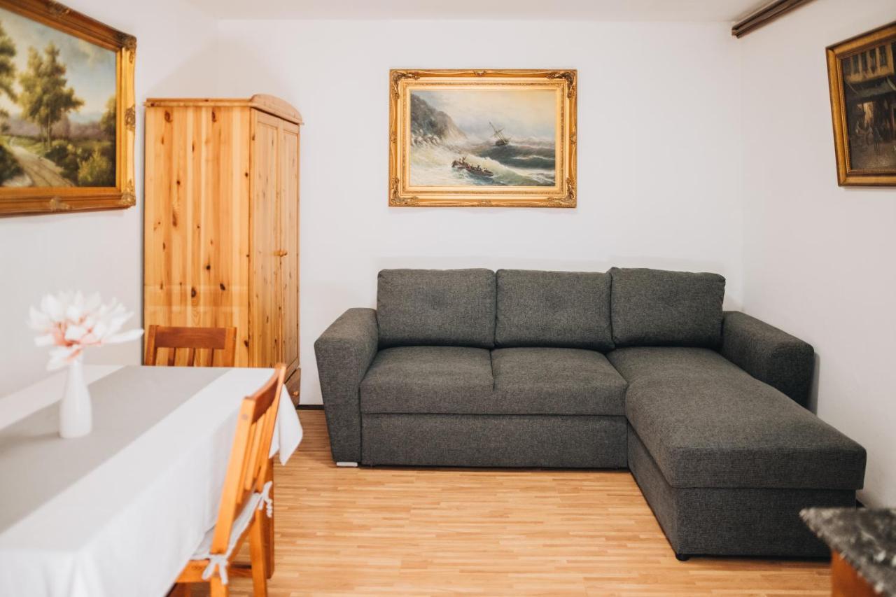 Apartmani Marina Poreč Buitenkant foto